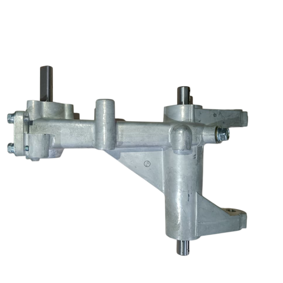 Transplanter chain case assembly